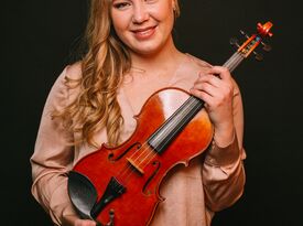 Anna Piotrowski, violinist - Violinist - Chicago, IL - Hero Gallery 4