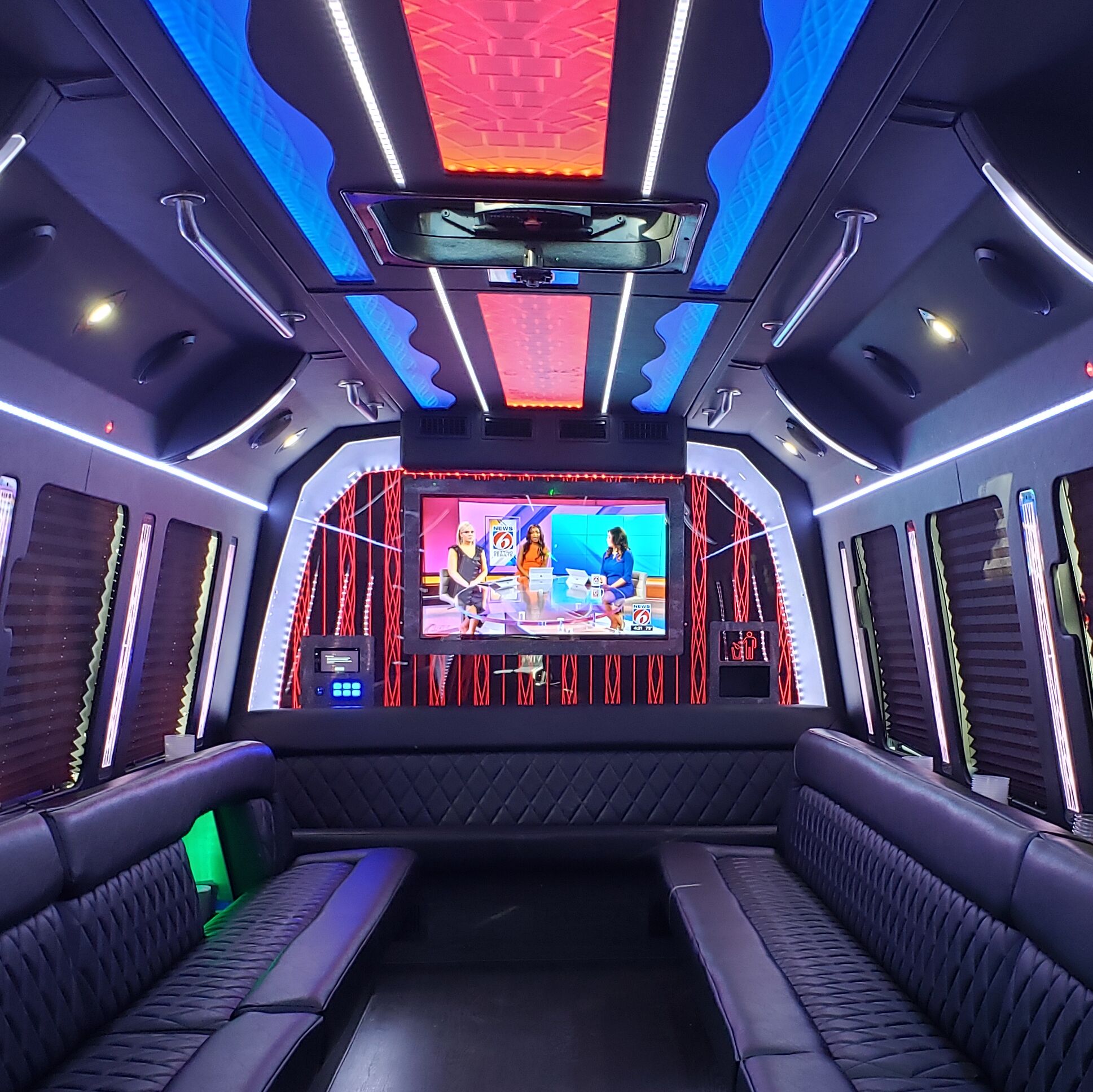 Affordable Party Buses in Orlando, FL