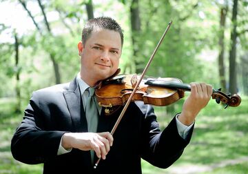 Adam Vaubel - Violinist - Boston, MA - Hero Main