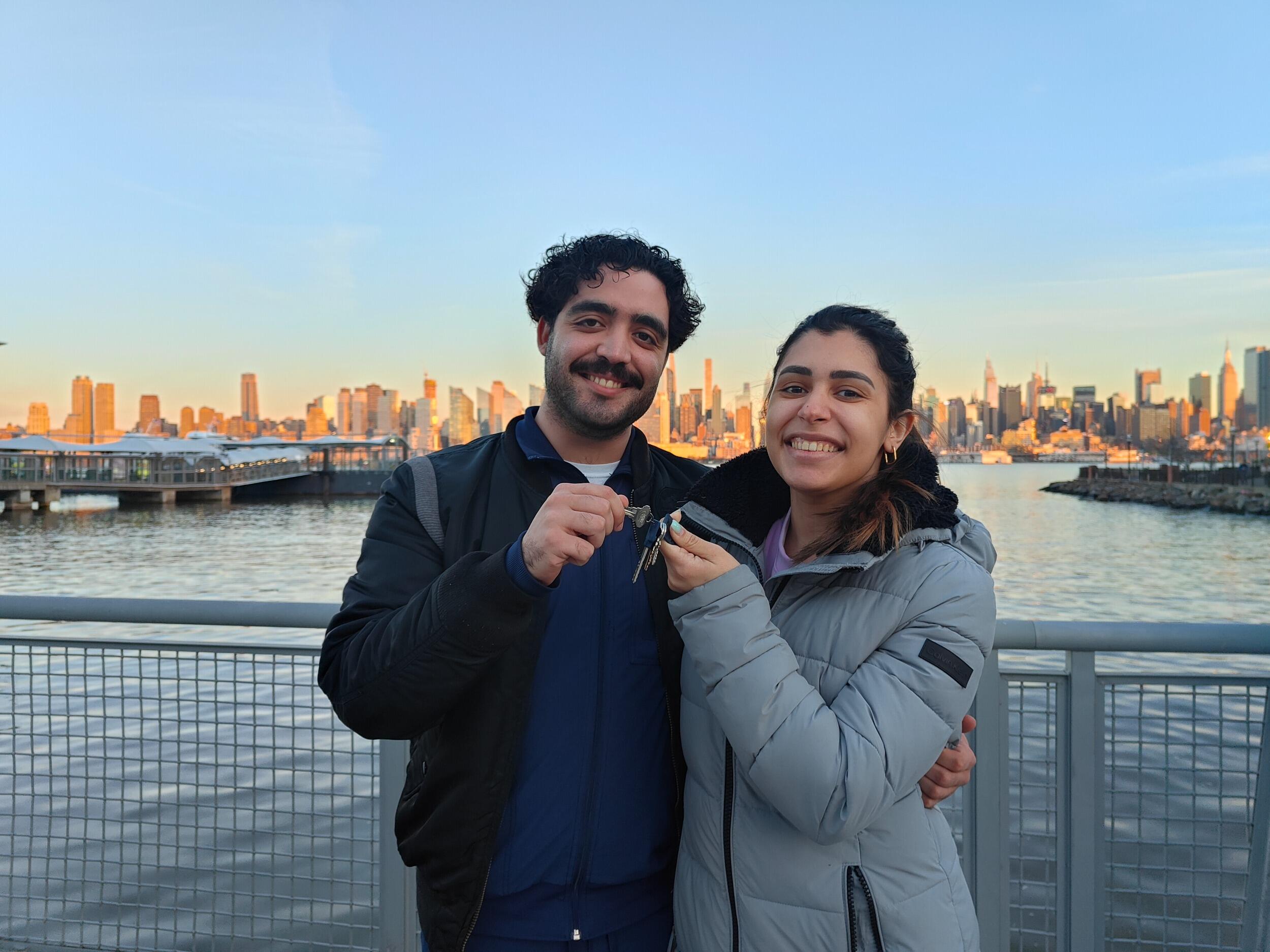 We bought our first apartment together! 

¡Compramos nuestro primer apartamento juntos!