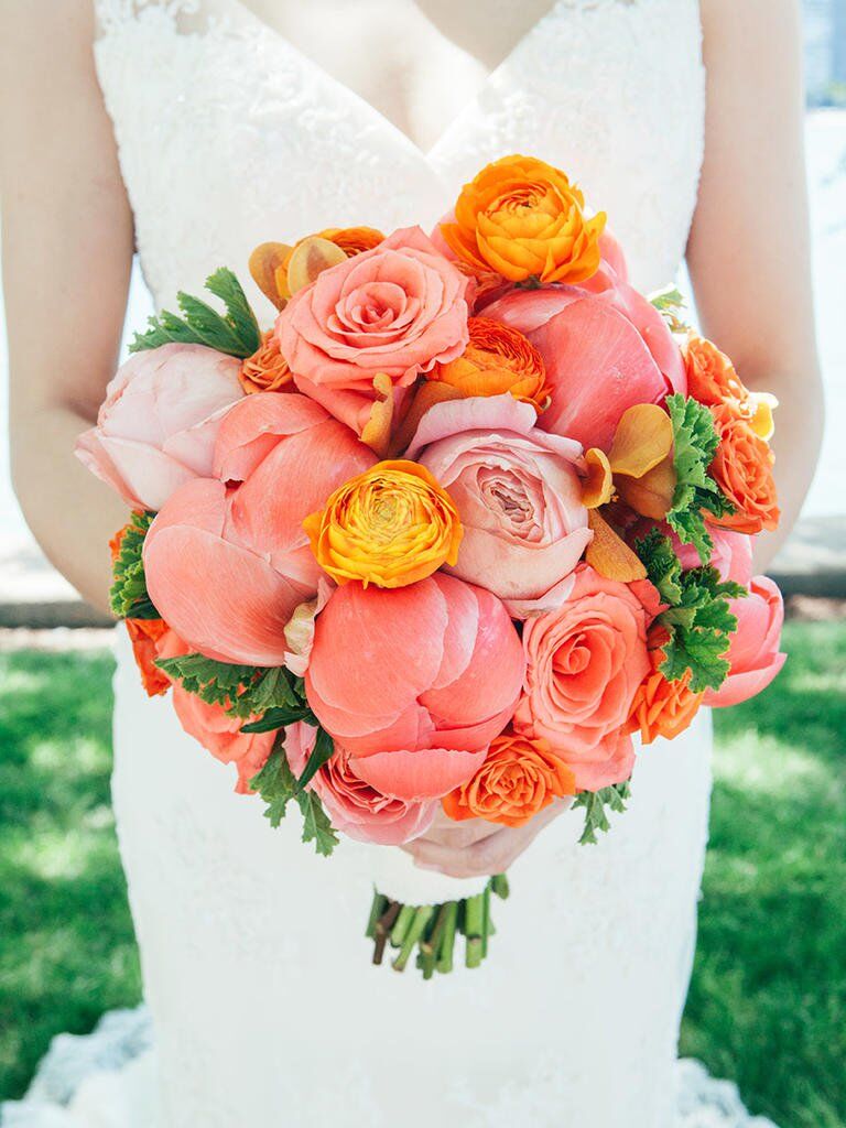 Bright wedding bouquet ideas