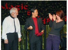 Artful Astonishments--Magician David Hirata - Magician - Lynnwood, WA - Hero Gallery 4