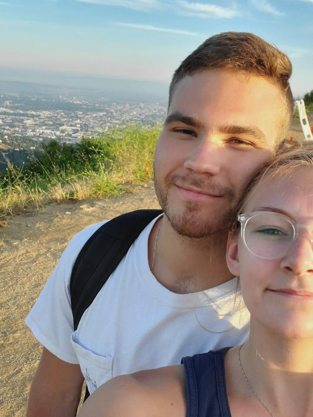 Hiking the Hollywood sign