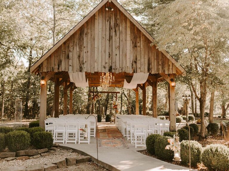 Country Manor in Rogers, Arkansas