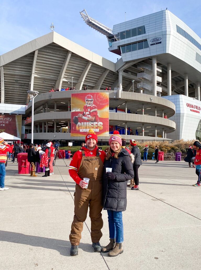 Don't worry Andrew did not take Laurel to the coldest Chiefs game of the season! While the Chiefs vs. Buffalo game was not the ending they wanted, seeing Taylor Swift was the highlight for Laurel 