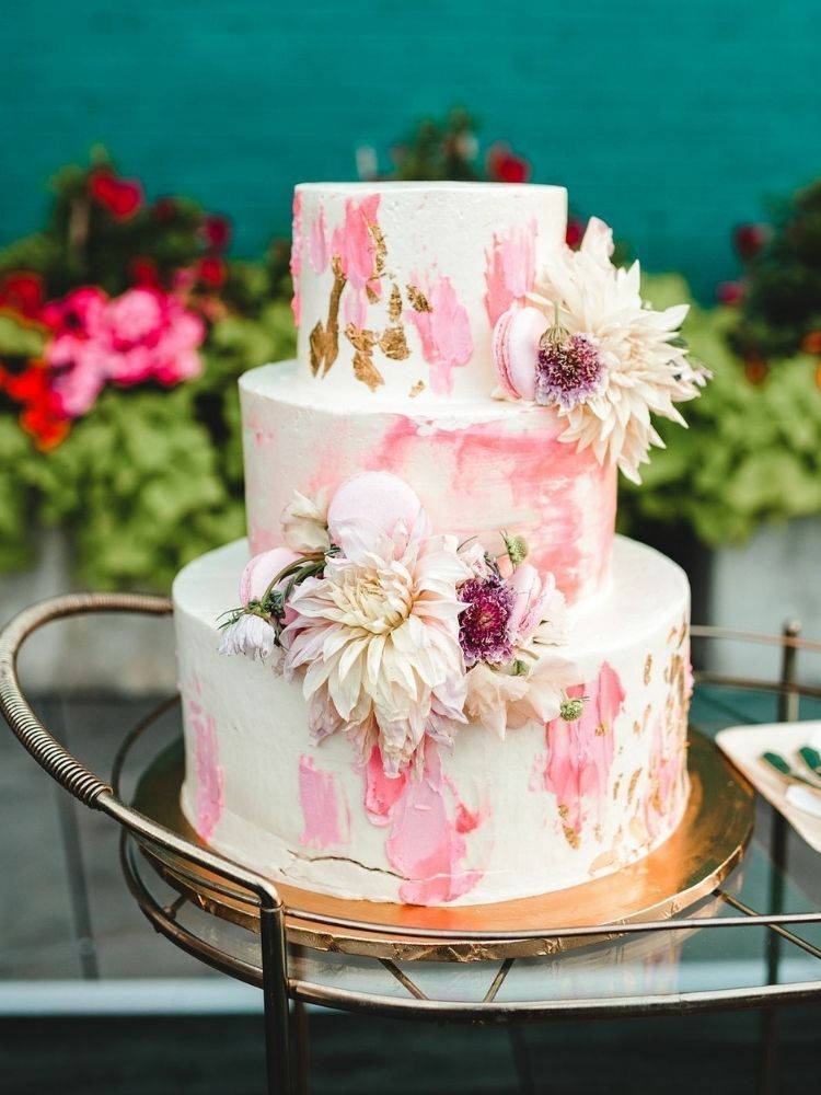 pink-and-white abstract wedding cake 