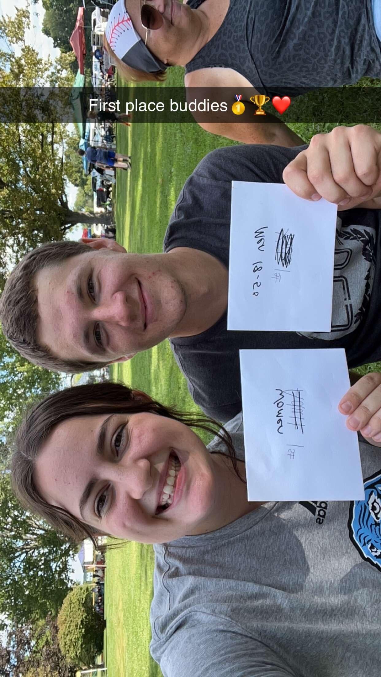 Winners of the fair competition together! Name a more competitive duo... ;)