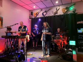 The Game Changers - Classic Rock Band - Richmond, VA - Hero Gallery 4