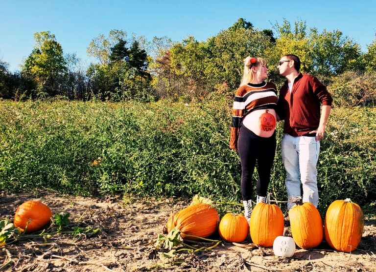 More white people shit at the farm