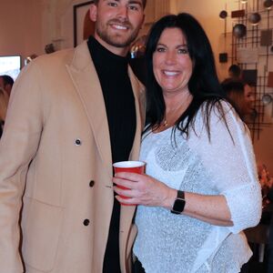 Gallery Photo 212