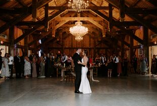 A Classic, Sophisticated Ballroom Wedding in New Hampshire