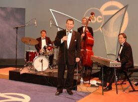 Peter Oprisko--Chicago's Singing Sensation! - Frank Sinatra Tribute Act - Chicago, IL - Hero Gallery 2