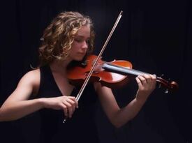 Laura Hartz - Violinist - Rapid City, SD - Hero Gallery 1