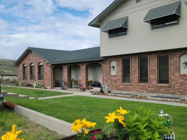 The Hidden Pearl small wedding venue in Eagle, Idaho