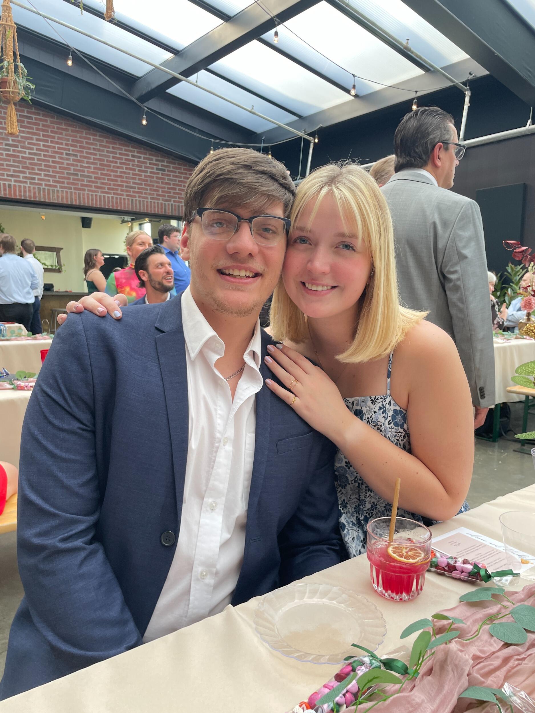 Wedding +1s