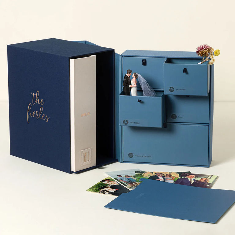 Uncommon Goods keepsake library
