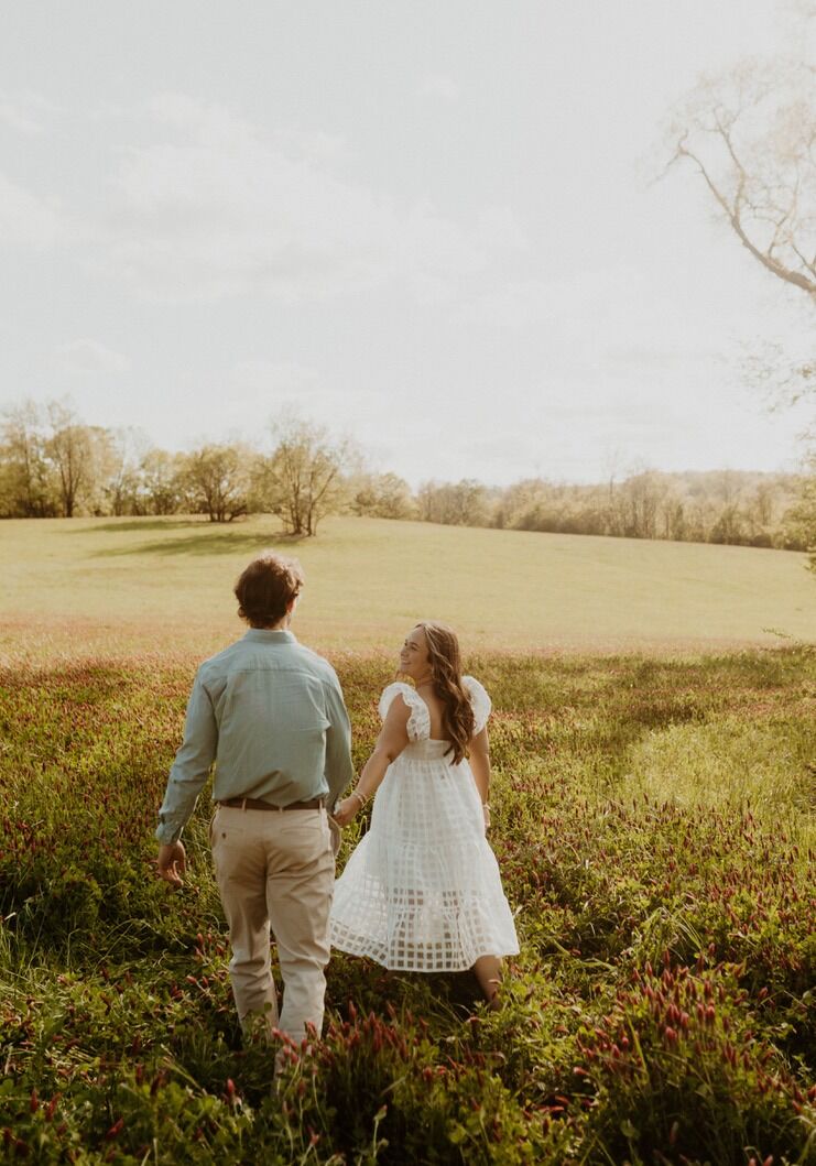 Spring engagement pictures