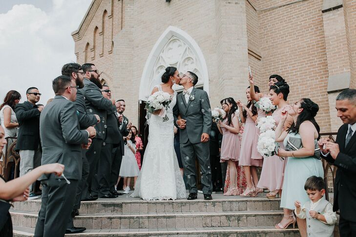 A Chic Romantic Garden Wedding At Los Patios In Laredo Texas