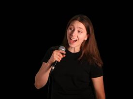 Standup Comedian & Comedy Writer Andie Riedel - Comedian - Warrenton, VA - Hero Gallery 1