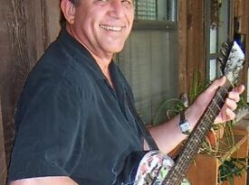 Gerry Moss, Acoustic Guitar, Vocalist & Blues - Blues Guitarist - Chicopee, MA - Hero Gallery 2