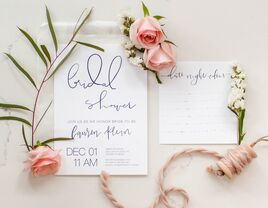 Bridal shower invitation with floral details