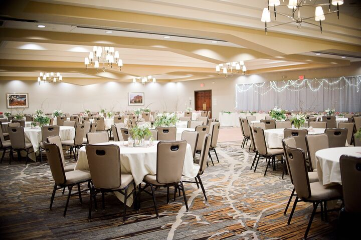 DoubleTree By Hilton Flagstaff | Reception Venues - The Knot