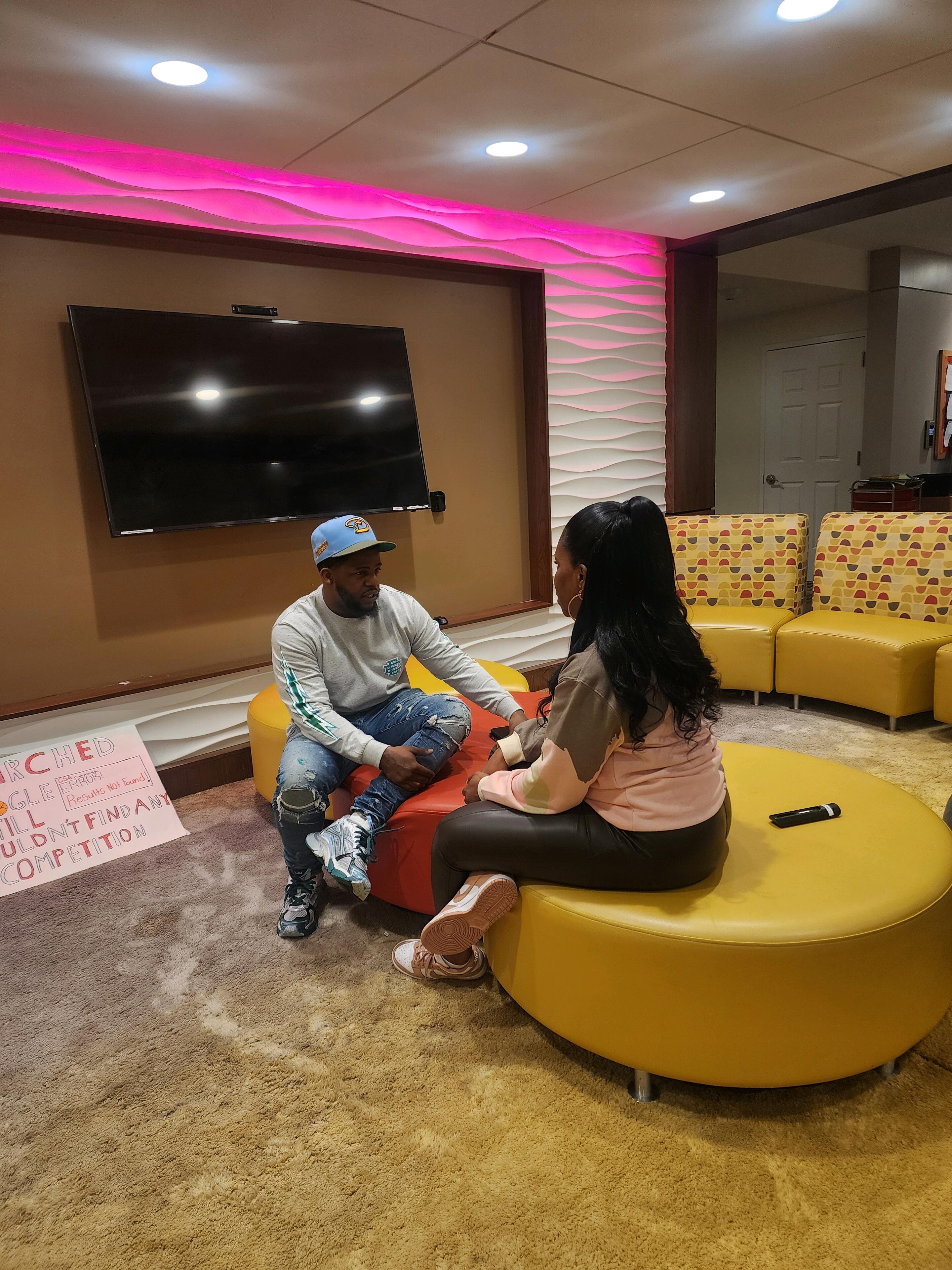 The Interview 🤣
Matron of Honor Joy and Groomsman Slick