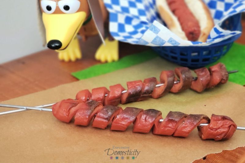  Slinky dog - Toy Story themed party ideas