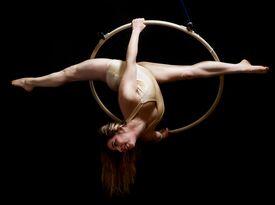 Brittany Sparkles - Circus Performer - Fort Myers, FL - Hero Gallery 2