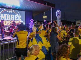 Embree Crossing - Country Band - DFW Airport, TX - Hero Gallery 2