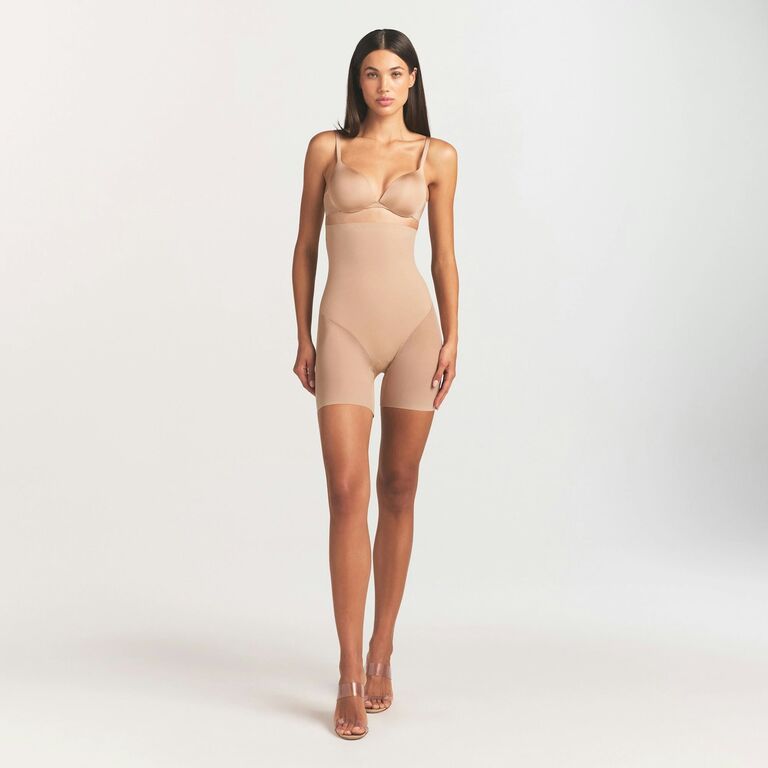 Sculpting shapewear for brides