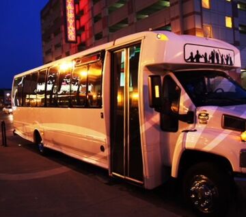 King Limousine & Party Bus - Party Bus - Memphis, TN - Hero Main