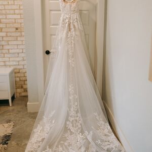 Gallery Photo 4