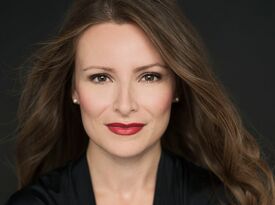 Danielle MacMillan, Opera Singer - Opera Singer - Toronto, ON - Hero Gallery 1