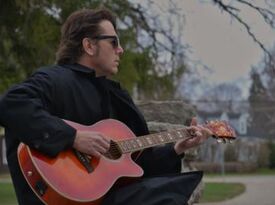 Danny Vee - Acoustic Guitarist - Appleton, WI - Hero Gallery 4