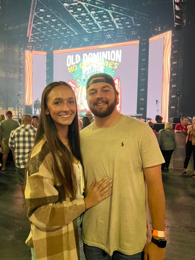Got free pit seats at the Old Dominion Concert!