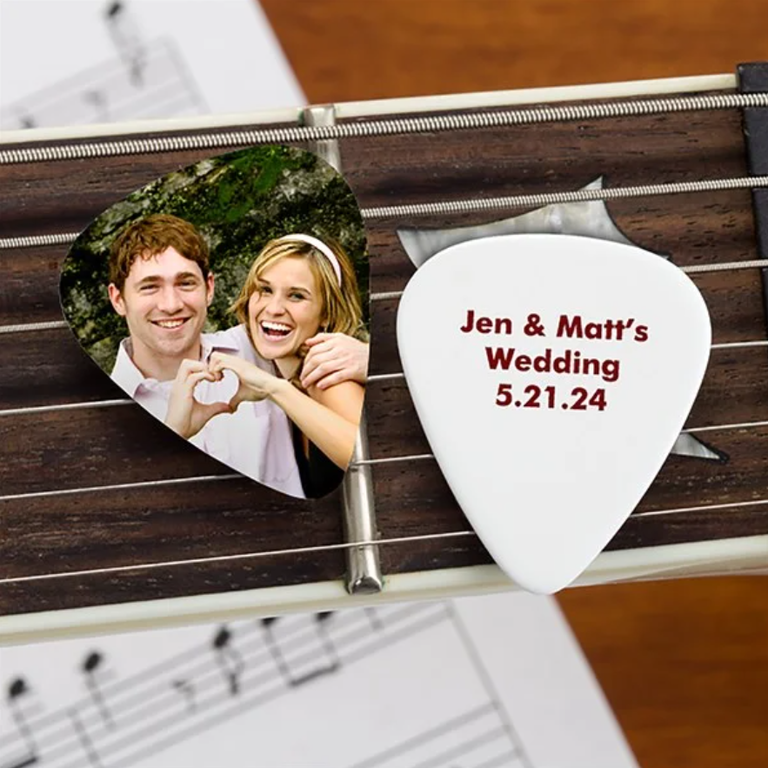 Personalized Photo Guitar Picks for the best wedding favors