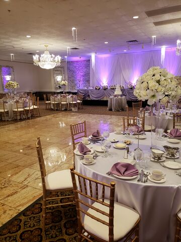 Manzo's Banquets | Reception Venues - Des Plaines, IL