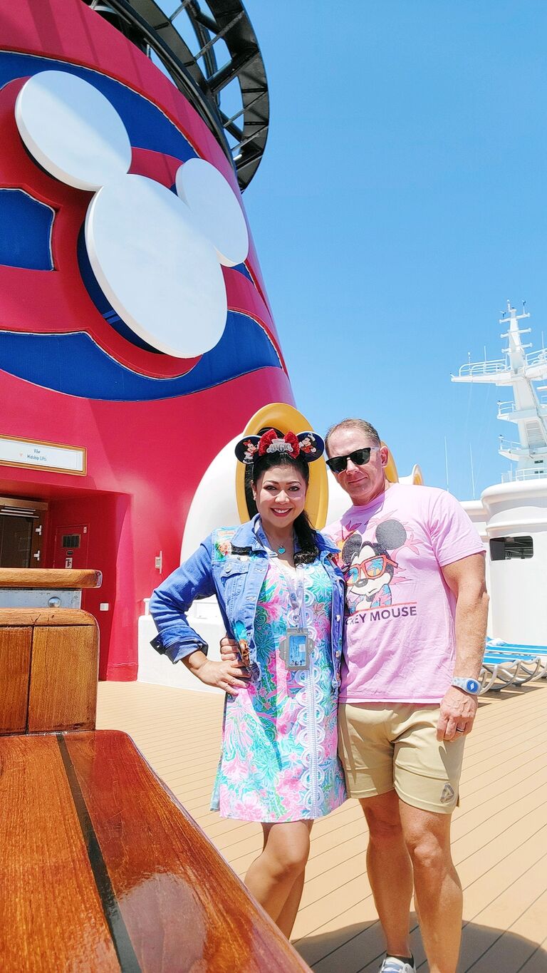 Whether by sea or by land... Disney is their favourite destination.

* First Disney Cruise 🏰🩵🛳