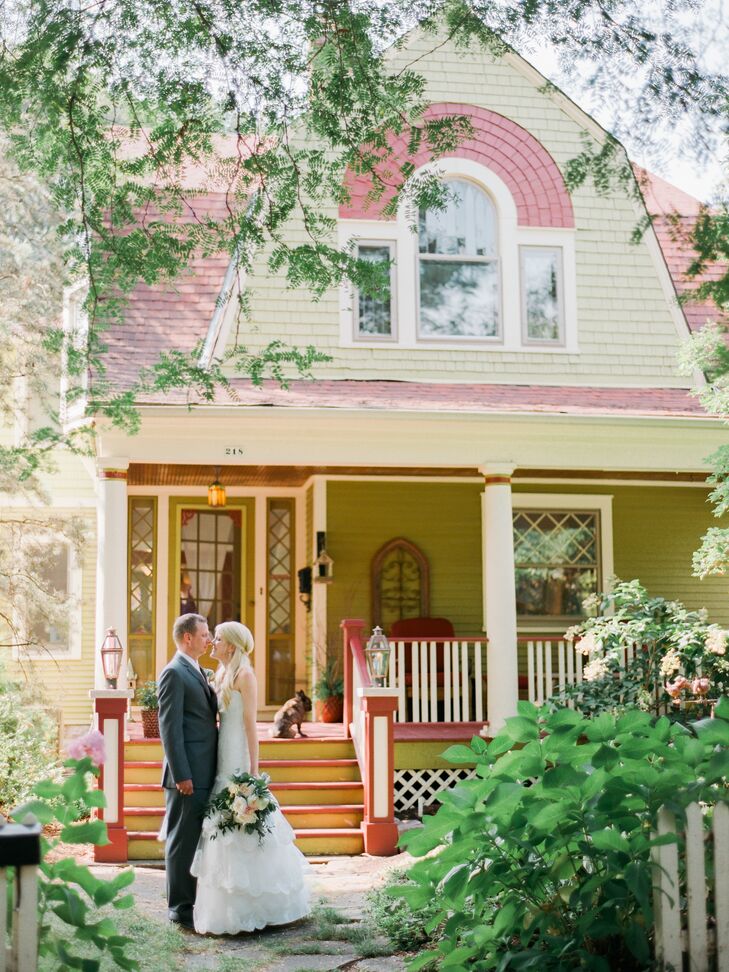 A Quaint Romantic Wedding At Riverside Receptions In Geneva Illinois