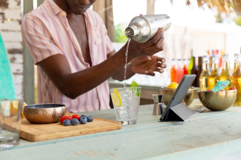 Love Island themed party - bartender