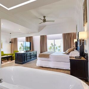 Gallery Photo 9