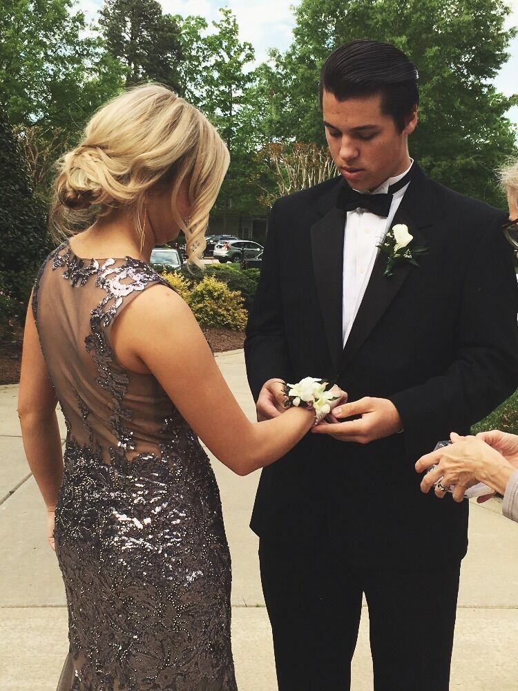 Grantham's senior prom