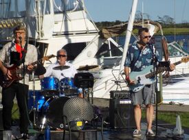 Sitting Ducks Music Trio - Variety Band - Port Jefferson Station, NY - Hero Gallery 1