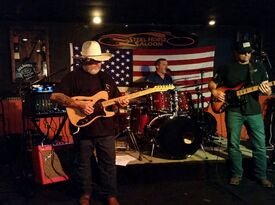 The Sierra Outlaws - Country Band - Peoria, AZ - Hero Gallery 2