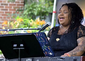 Keshena Armon Music - Singing Pianist - Milwaukee, WI - Hero Main