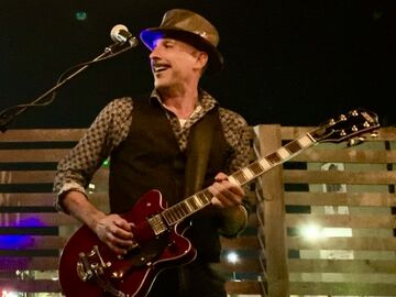 Greg Despins - Singer Guitarist - Austin, TX - Hero Main
