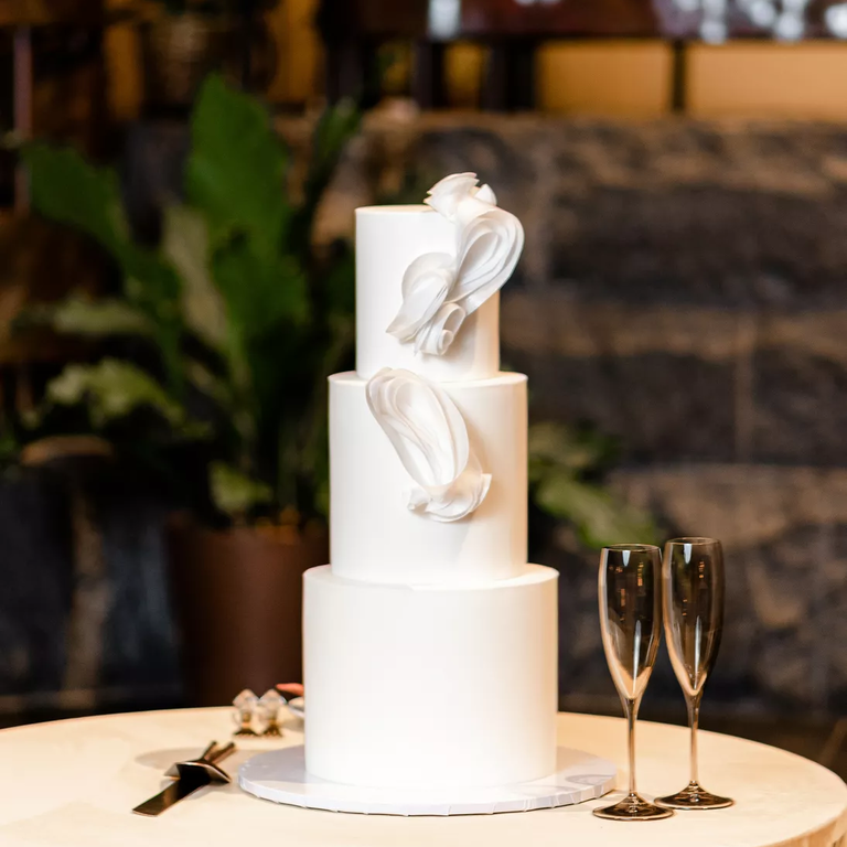Modern all-white wedding cake