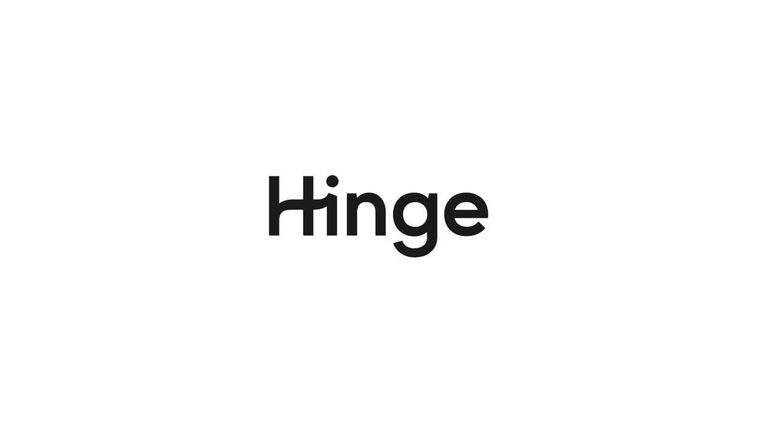 Allison and Andrew matched on the dating app, Hinge, in November of 2019. He was living in Allison's hometown, Maysville, KY. She was in town for the summer and preparing to move to Newport, KY to start her PT residency at the VA. 