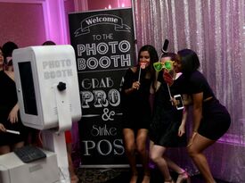 Ultimate Entertainment Photo Booths - Photo Booth - Nutley, NJ - Hero Gallery 2